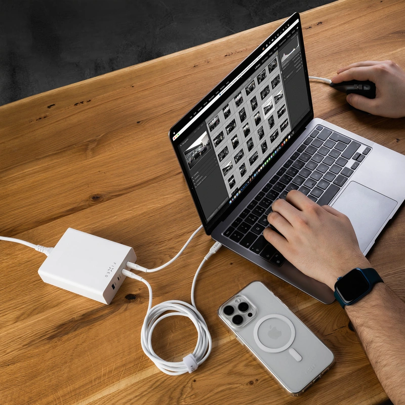 FIXED Super Fast GaN Desktop Charger 200W 3xUSB-C/USB-A - 8016119