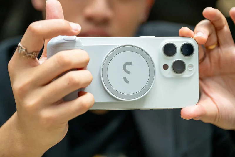 Shiftcam SnapGrip MagSafe-compatible Greige - 9350751