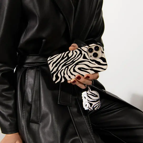 Burga Imperial - Apple iPhone 16 Plus Tough MagSafe Case - 2940767